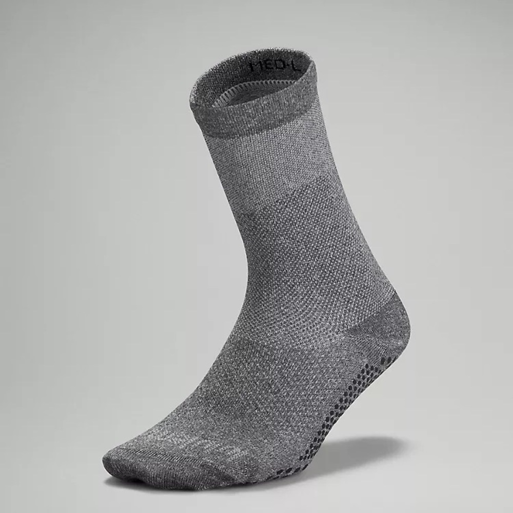lululemon athletica Find Your Balance Pilates Gray Casual Socks